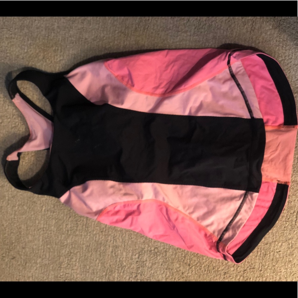 Lulu lemon workout top